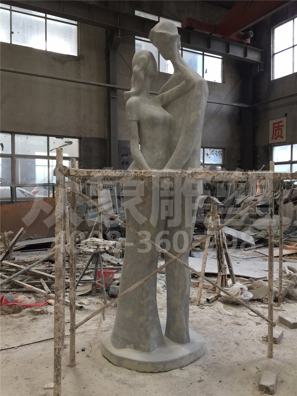 IMG_3076.JPG 抽象人像雕塑