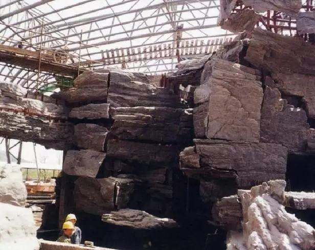 郎溪假山中的雕塑——GRC假山設計與制作