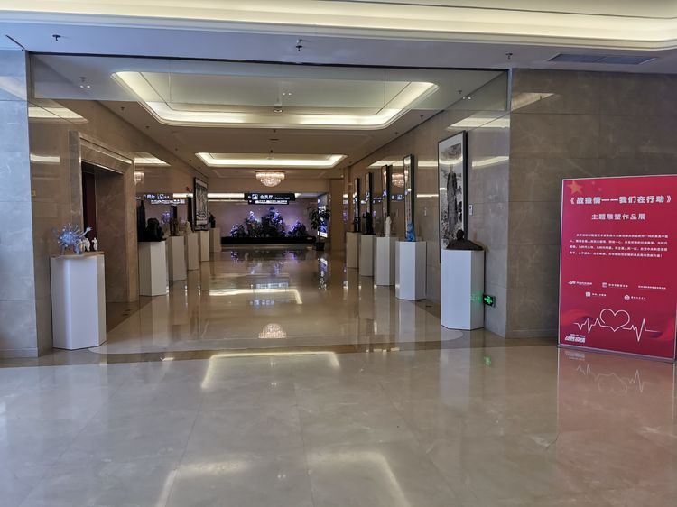 如何運(yùn)用光影來(lái)增強(qiáng)節(jié)慶美陳的色彩層次感?