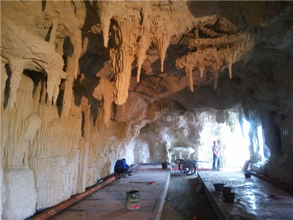 立體浮雕畫與圓雕在制作時有什么不同?